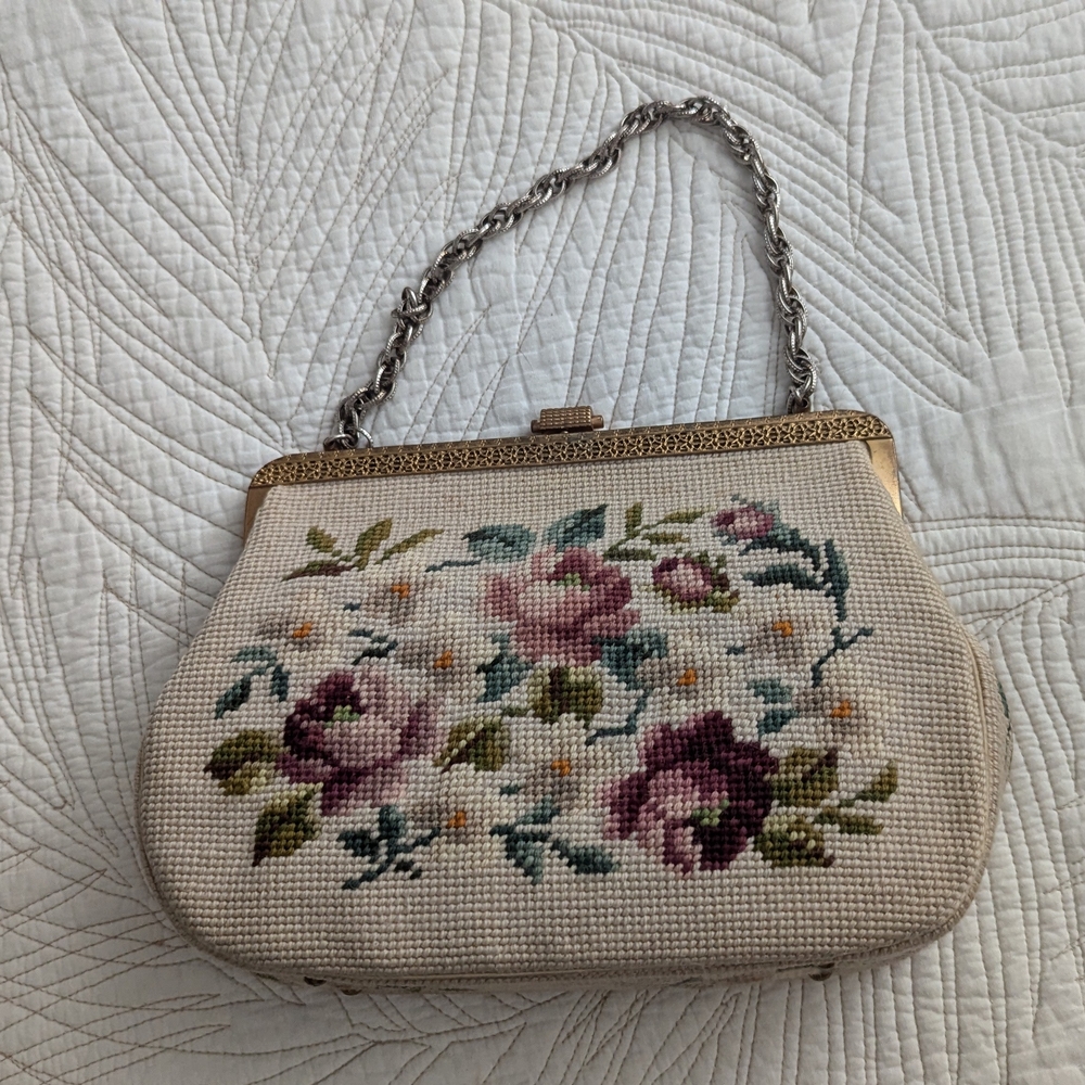 Beck Creations Floral Embroidered Cream Clutch 50s/60s